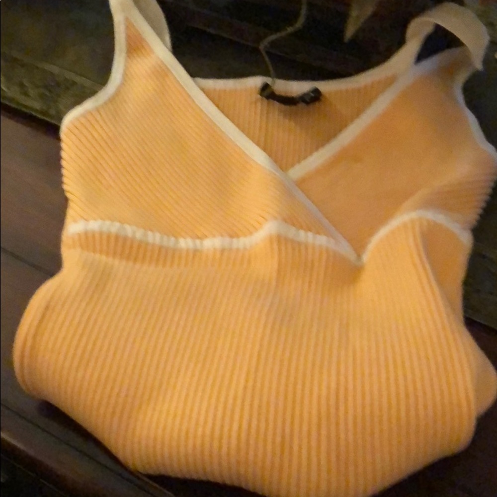 Pretty peach strapped tank